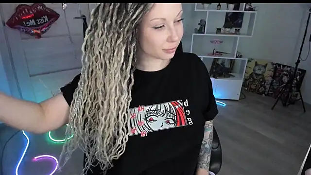 HoneySallyMoore Chat XXX live