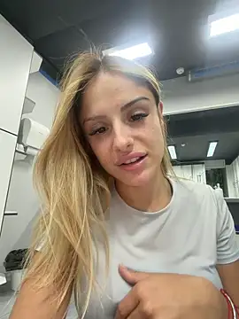 SophieVJ Live XXX-chat