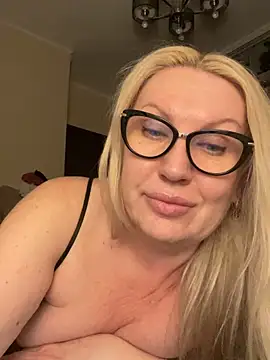 OliviaDancequeen's Live XXX Chat