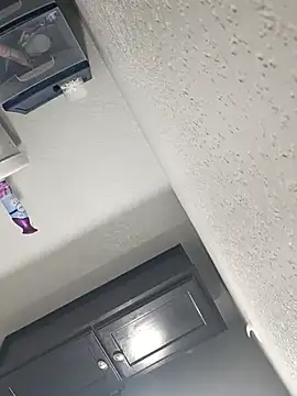 carlossseww Chat XXX in diretta