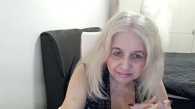 SusiLifeXXX élő XXX-chatje