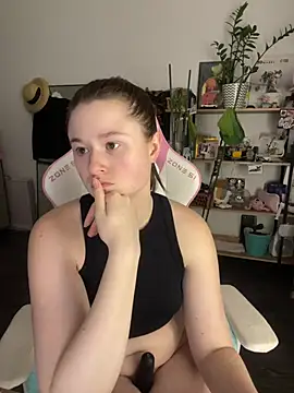 sweetest_pie's Live XXX Chat