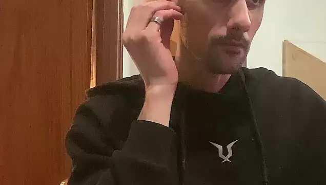 lucky1661's Live XXX Chat