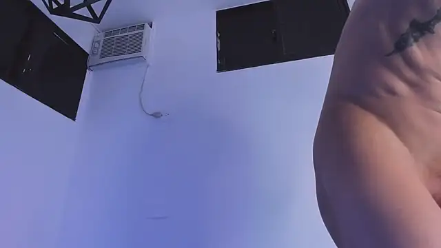 AbaturLopez: онлайн-секс-чат