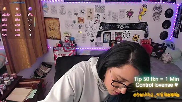 Pokazy przed kamerką – Cherry_blush_