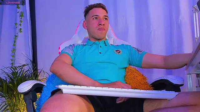 โชว์เว็บแคมของ petter_coleman_