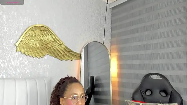 Chat XXX ao vivo de EmmaFerrary