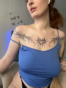 Show modela _HESOYAM na web-kameri