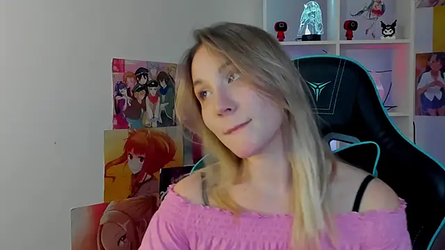 ElaraVoltage Live XXX Chat