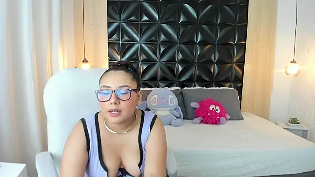 Rapthalia_のライブXXXチャット