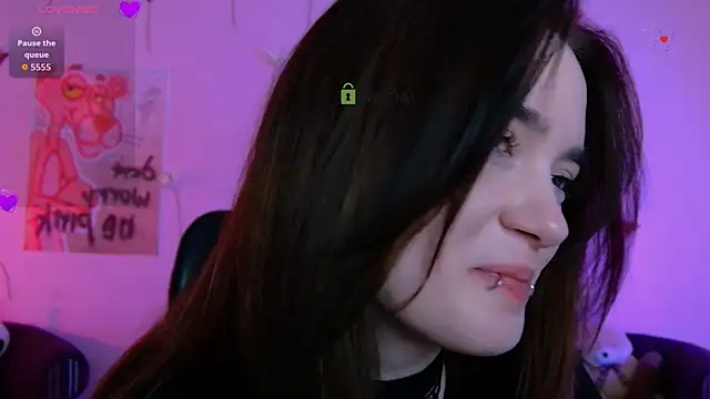 liana_kisses' Live XXX Chat