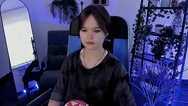 Elainebeness' Live XXX Chat