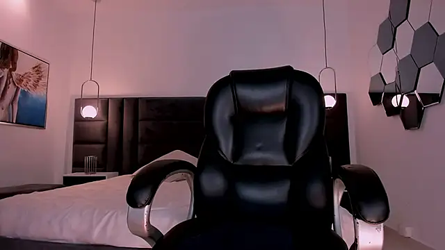 AgathaKondo_: онлайн-секс-чат