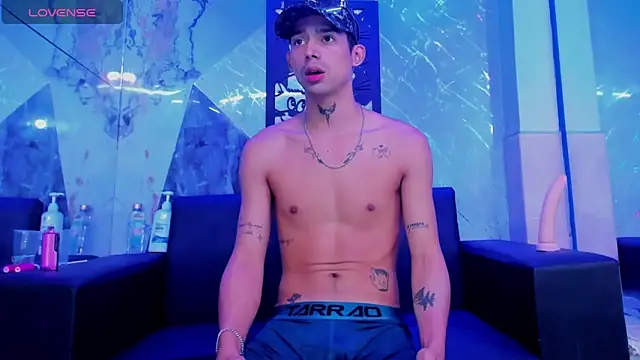 Axxel_26 – webcam-show