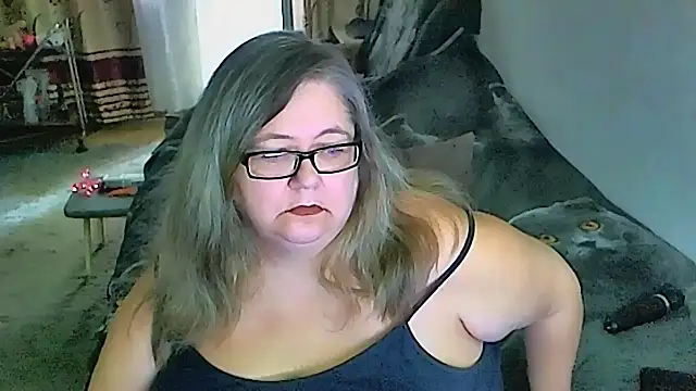 sex2 Adlı Modelin Canlı XXX Sohbeti