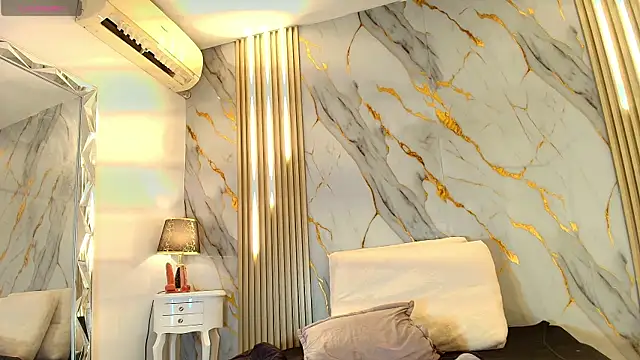 Tiifany_Baker: онлайн-секс-чат