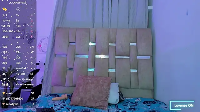 HilarySolis2のライブXXXチャット