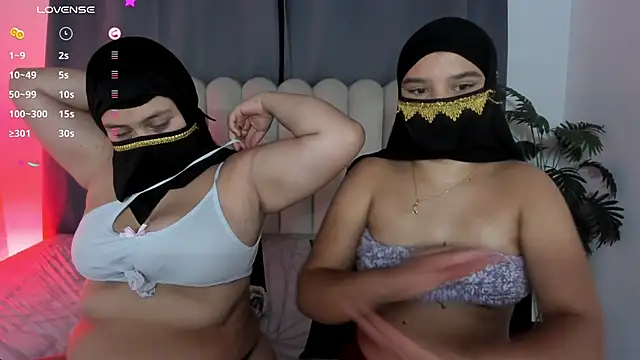 aziza_dalila02 Adlı Modelin Web Kamerası Şovu