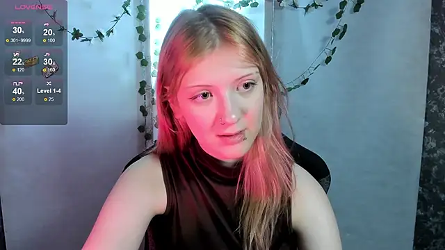 Chat +18 de Lina_Vi ao vivo