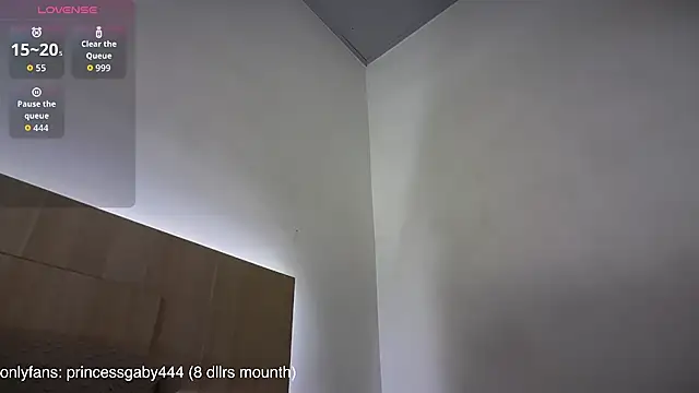 4444ngel Adlı Modelin Canlı XXX Sohbeti