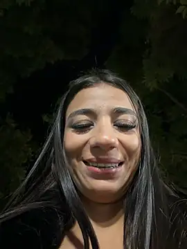 Carolina_1111's Live XXX Chat