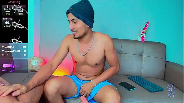 Show de Valentiinoss na webcam