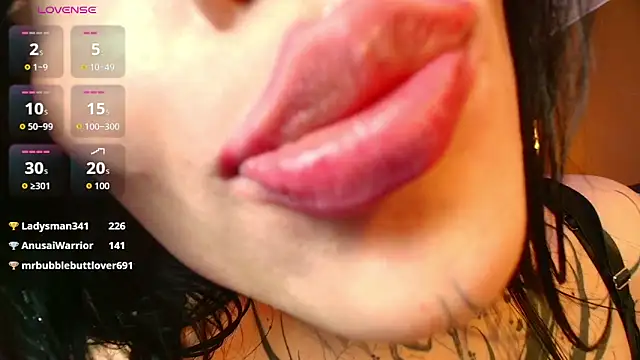 Chat +18 de SamanthaaSutra ao vivo