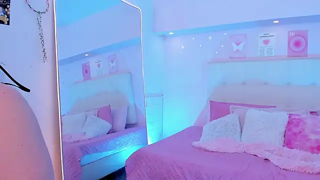 Show de ScarlettDreamss7 na webcam