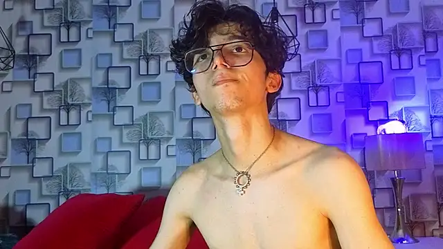 Twink_Sebas7's Webcam Show