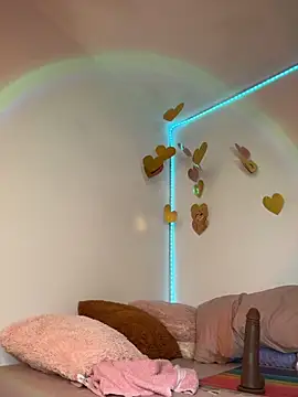 Chat +18 de GiannaMagari_ ao vivo