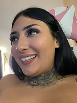 Chatroom XXX en direct de Lilith_blaze_Fg