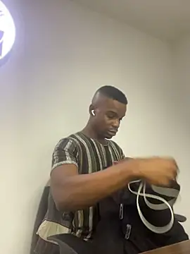 AlaskanCornpone Show Webcam