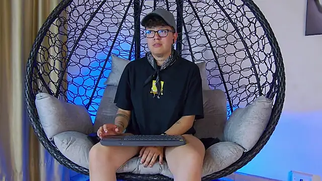 Chat +18 de alex_noa ao vivo