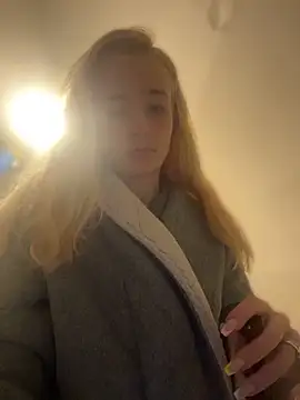 SeccySerena 现场XXX聊天