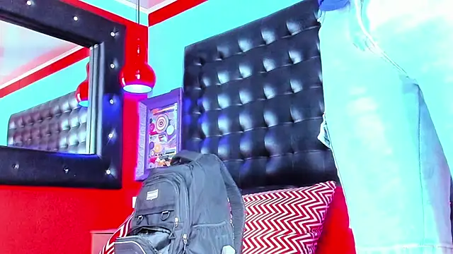 Daniel_huge22 Live XXX-chat