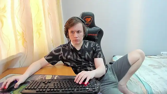 iliaskrisloveのライブXXXチャット