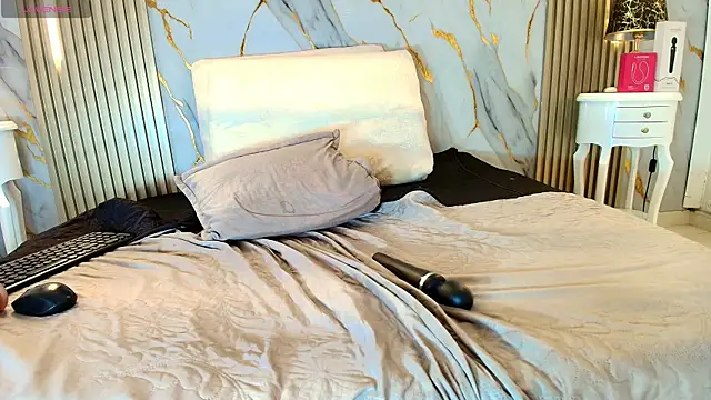 Tiifany_Baker Live XXX-chat