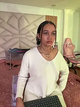 coraline_vera 라이브 XXX 채팅