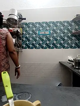 Hot-Tinaa's Webcam Show