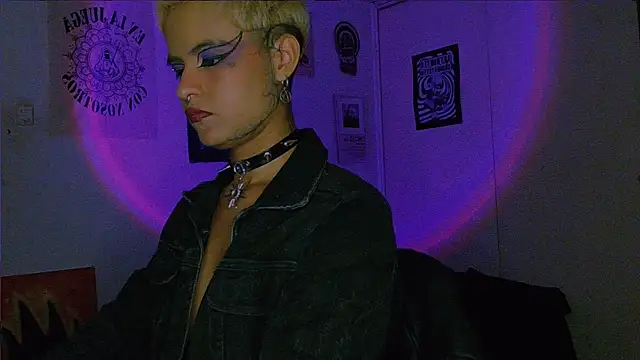 alex_one888's Live XXX Chat