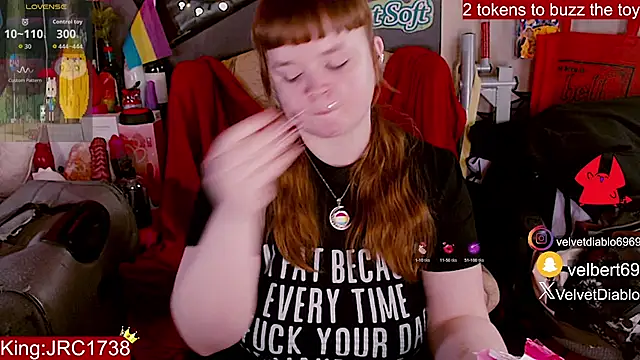 Živý XXX chat VelvetDiablo