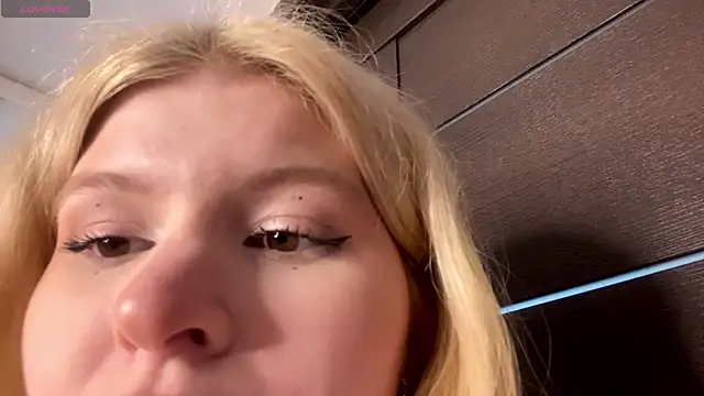 ShontaWasilko Chat XXX live