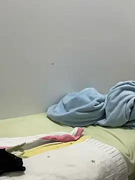 luckybaby666999 网络视讯表演