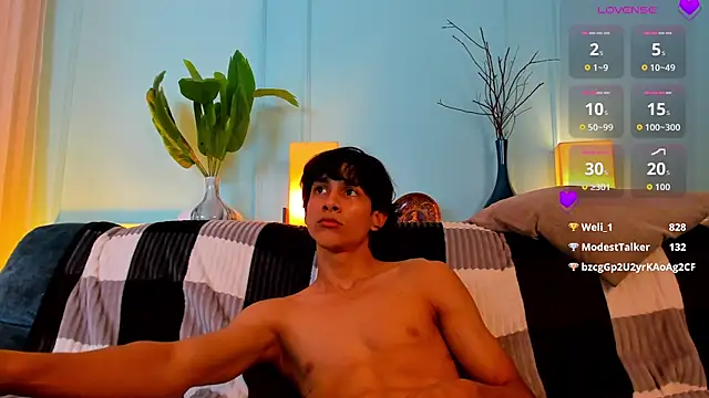 Chat +18 de Cheys_Mast ao vivo