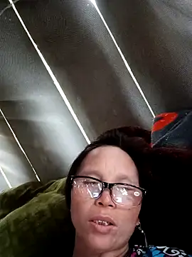 Tina6886 Show Webcam