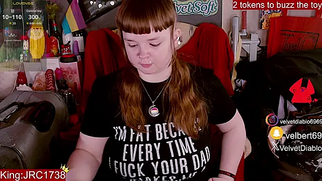 Chatroom XXX en direct de VelvetDiablo