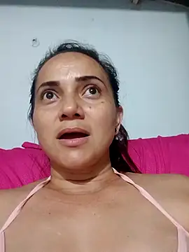 Amanda39's Live XXX Chat