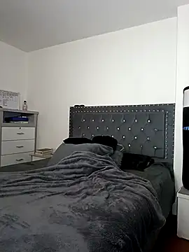 XXX chat uživo modela asumi_18