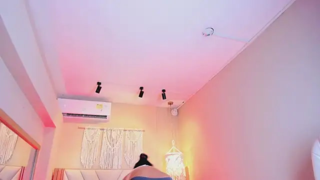 NahimiThompson Chat XXX live