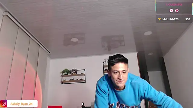 XXX chat uživo modela ashely_ryan24